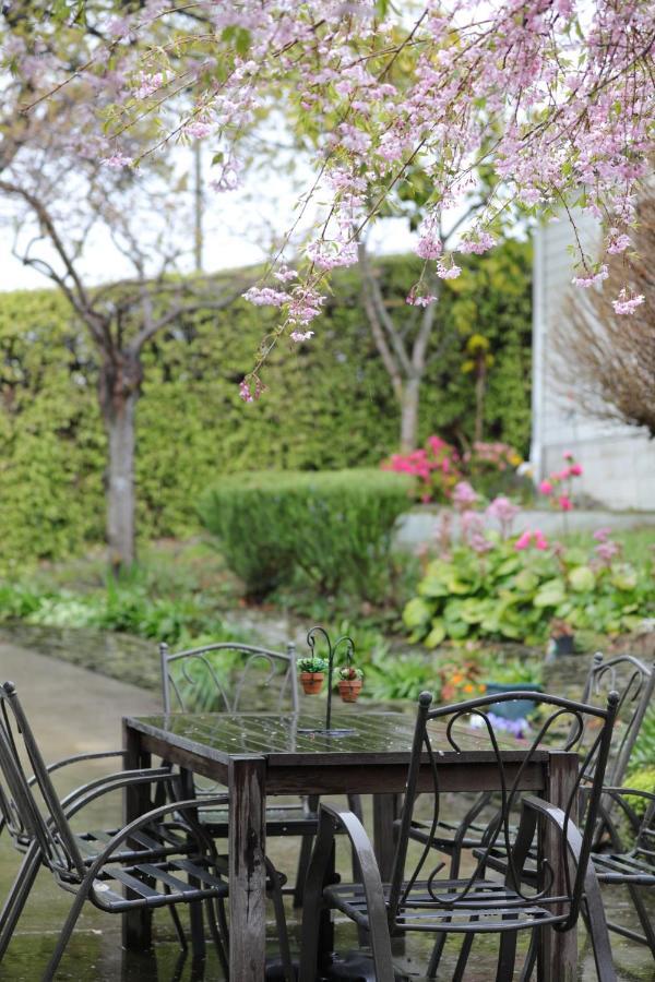 Oasis On Orwell Bed And Breakfast Oamaru Eksteriør bilde